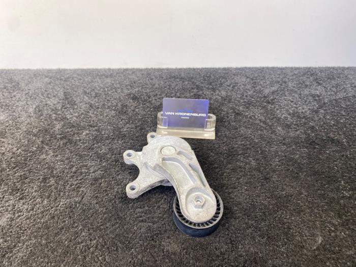 Usados Tensor correa múltiple BMW 3 serie (F30) 320i 2.0 16V Precio € 39,95 IVA incluido ofrecido por Van Kronenburg Engines