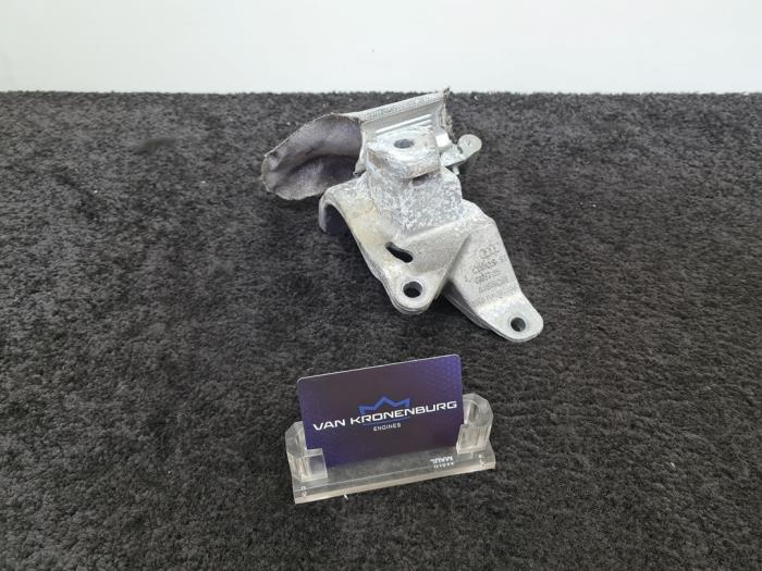 Used Engine mount Audi RS 5 (8T3) RS5 4.2 V8 32V Price € 15,00 Inclusive VAT offered by Van Kronenburg Engines