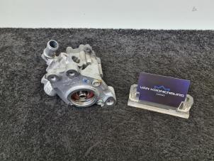Używane Pompa wspomagania kierownicy Audi RS 5 (8T3) 4.2 V8 32V Cena € 199,95 Z VAT oferowane przez Van Kronenburg Engines
