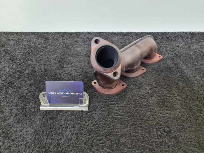 Exhaust manifold from a Mercedes-Benz CL (215) 5.8 CL-600 V12 36V 2005