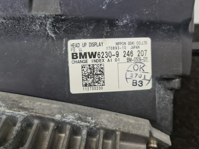 Frontscheibenanzeige van een BMW 6 serie (F12) 650i V8 32V 2018