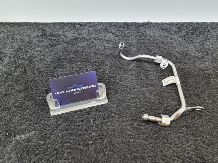 Usagé Conduit de carburant Porsche Macan (95B) 3.6 V6 24V Turbo Prix € 50,00 Prix TTC proposé par Van Kronenburg Engines