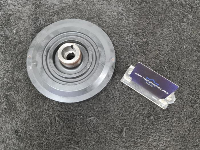 Crankshaft pulley from a BMW X6 (E71/72) M turbo 4.4i V8 32V 2009