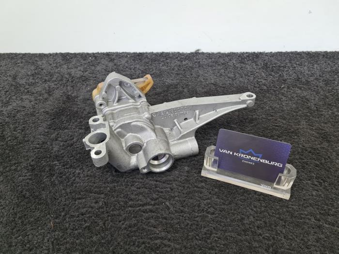 Gebrauchte Ölpumpe Mercedes E (C207) E-350 CGI V6 24V Preis € 174,95 Mit Mehrwertsteuer angeboten von Van Kronenburg Engines