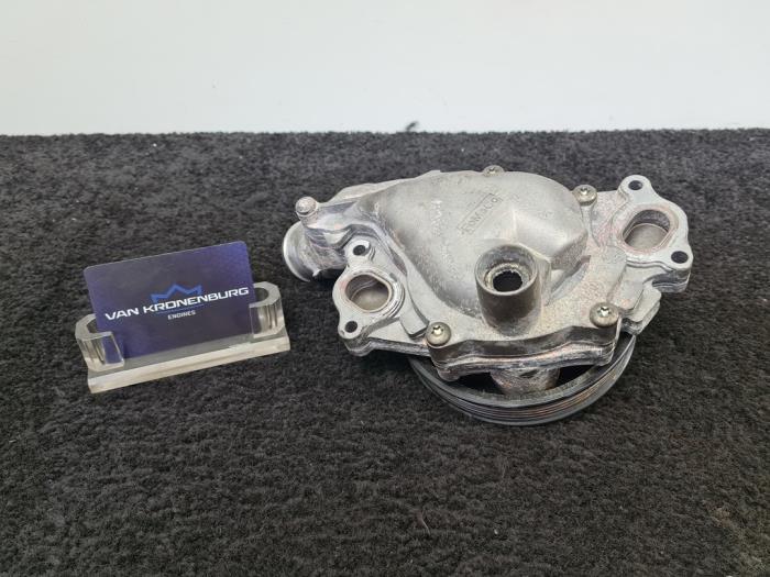 Begagnade Vattenpump Jaguar XF (CC9) 5.0 XF-R V8 S/C 32V Pris € 99,95 Inklusive moms erbjuds av Van Kronenburg Engines