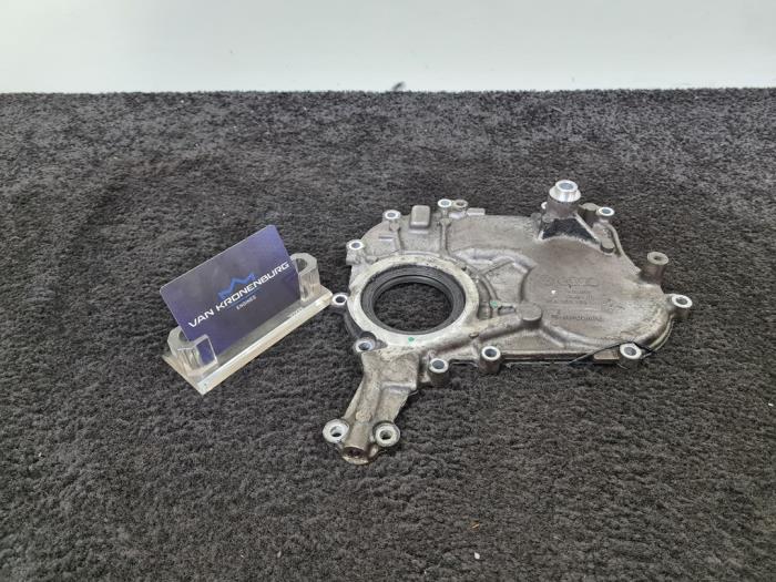 Usagé Couvercle de distribution Audi A4 (B8) 2.7 TDI V6 24V Prix € 49,95 Prix TTC proposé par Van Kronenburg Engines
