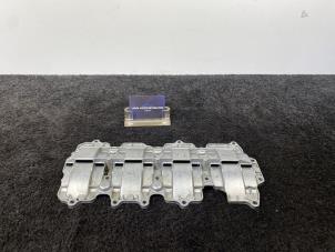 Usagé Couvercle carter Audi S5 (8T3) 4.2 V8 40V Prix € 39,95 Prix TTC proposé par Van Kronenburg Engines