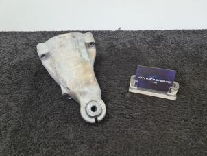 Used Engine mount Mercedes Sprinter 3,5t (906.73) 316 CDI 16V Price € 29,95 Inclusive VAT offered by Van Kronenburg Engines