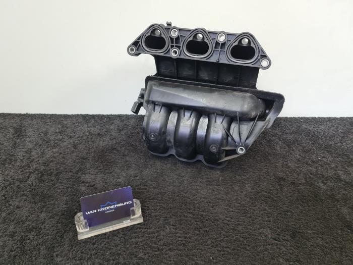 Intake manifold from a Volkswagen Polo VI (AW1) 2.0 GTI Turbo 16V 2017
