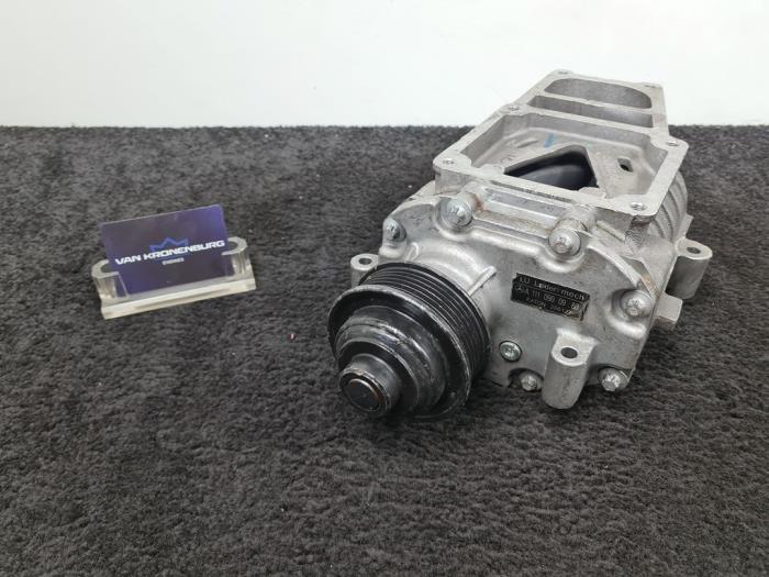 Used Compressor Mercedes C Combi (S203) 2.0 C-200K 16V Price € 189,99 Inclusive VAT offered by Van Kronenburg Engines