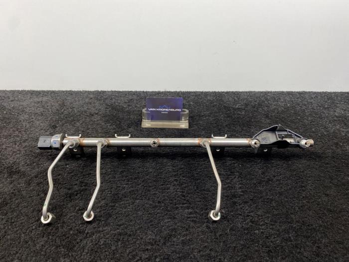 Usagé Système d'injection BMW 3 serie (E92) 330i 24V Prix € 29,95 Prix TTC proposé par Van Kronenburg Engines