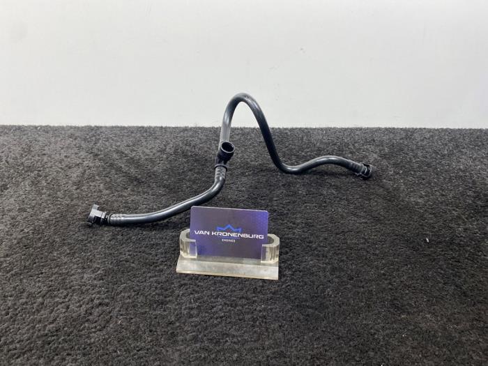 Usagé Conduit (divers) BMW M3 (F80) 3.0 24V TwinPower Turbo Prix € 29,95 Prix TTC proposé par Van Kronenburg Engines