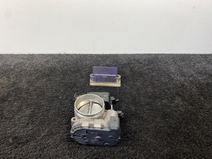 Usagé Boitier papillon Audi A6 (C6) 2.4 V6 24V Prix € 54,99 Prix TTC proposé par Van Kronenburg Engines