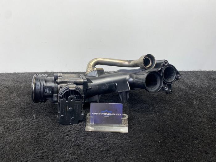 Gebrauchte Drosselklappengehäuse Mercedes Sprinter 5t (907.6) 319 CDI 3.0 V6 24V 4x4 Preis € 18,00 Mit Mehrwertsteuer angeboten von Van Kronenburg Engines