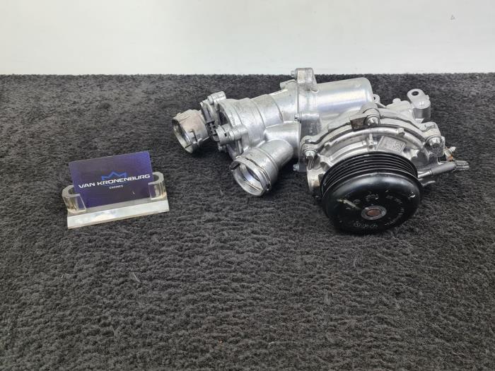 Begagnade Termostathus Mercedes S (222.0/222.1) 3.0 S-350d 4-Matic Pris € 199,95 Inklusive moms erbjuds av Van Kronenburg Engines