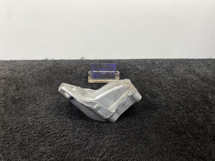 Engine mount Mercedes CLS 300d 2.0 Turbo 16V - A6542232700 654920