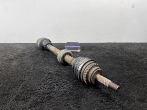 Used Drive shaft, rear left Renault Clio Price on request offered by Van Kronenburg Engines