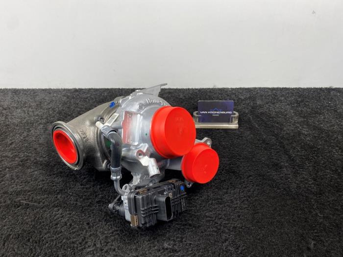 Nowe Turbo BMW 5 serie (G30) 530d 3.0 TwinPower Turbo 24V Cena € 749,99 Z VAT oferowane przez Van Kronenburg Engines
