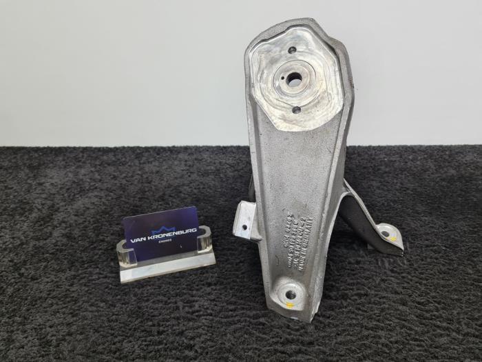 Used Engine mount Lamborghini Huracan 5.2 V10 LP 610-4 Price € 59,96 Inclusive VAT offered by Van Kronenburg Engines