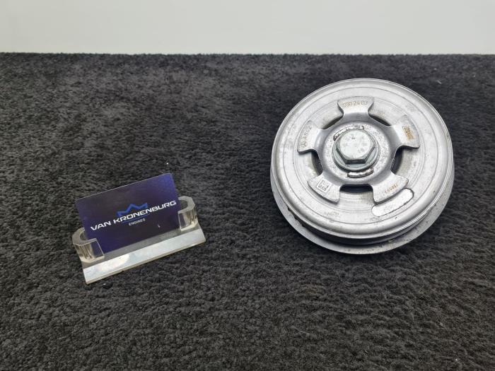 Crankshaft pulley from a Mercedes-Benz ML III (166) 3.0 ML-350 BlueTEC V6 24V 4-Matic 2015