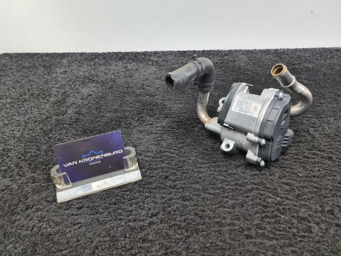 Gebrauchte AGR Ventil Volkswagen Caddy IV 2.0 TDI 102 Preis € 30,00 Mit Mehrwertsteuer angeboten von Van Kronenburg Engines