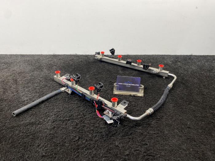 Usagé Système d'injection BMW 7 serie (F01/02/03/04) 750i,Li xDrive V8 32V Prix sur demande proposé par Van Kronenburg Engines