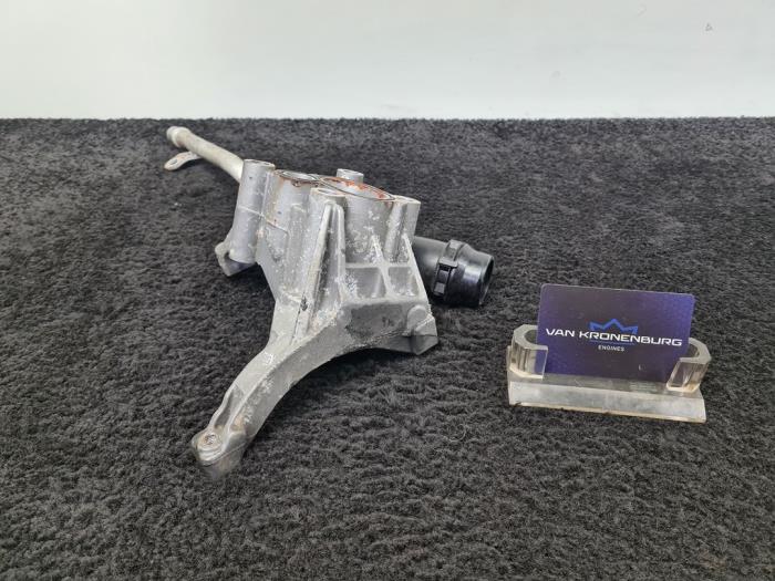 Soporte de bomba de aire acondicionado de un Audi A6 (C7) 3.0 TDI V6 24V BiTurbo Quattro 2018