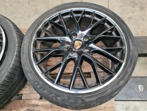 Used Wheel + tyre Porsche Panamera Sport Turismo (971H) 2.9 V6 24V 4S Price € 605,00 Inclusive VAT offered by Van Kronenburg Engines