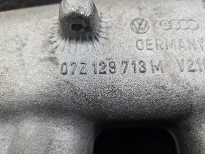 Ansaugbrugge van een Volkswagen Touareg (7LA/7L6) 5.0 TDI V10 2005