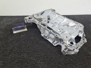 Usados Bandeja de cárter Audi A4 (B8) 2.0 TFSI 16V Quattro Precio € 50,00 IVA incluido ofrecido por Van Kronenburg Engines