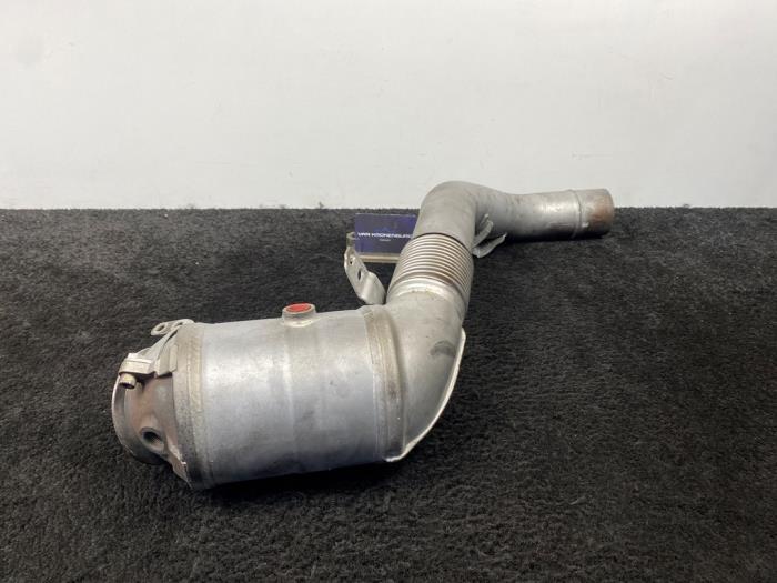 Gebrauchte Katalysator BMW 5 serie (F10) 550i V8 32V TwinPower Turbo Preis € 749,99 Mit Mehrwertsteuer angeboten von Van Kronenburg Engines