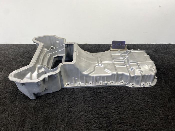 Gebrauchte Ölwanne Mercedes E (C207) E-500 V8 32V Preis € 160,00 Mit Mehrwertsteuer angeboten von Van Kronenburg Engines