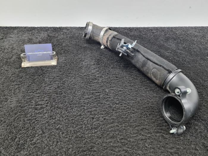 Usagé Tube intercooler Audi A5 Sportback (8TA) 2.0 TDI 16V Prix € 48,40 Prix TTC proposé par Van Kronenburg Engines