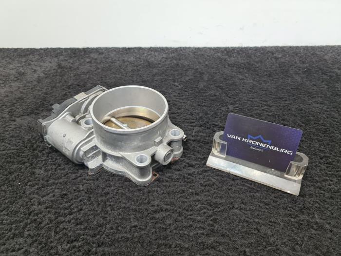 Throttle body from a Land Rover Range Rover IV (LG) 3.0 V6 Supercharged 2015