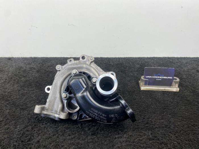 Begagnade Vattenpump Porsche 911 (991) 3.0 24V Carrera 4S Pris € 170,01 Inklusive moms erbjuds av Van Kronenburg Engines
