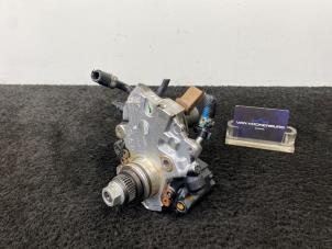 Used Mechanical fuel pump Mercedes C (W205) C-220 d 2.2 16V 4-Matic Price € 121,00 Inclusive VAT offered by Van Kronenburg Engines