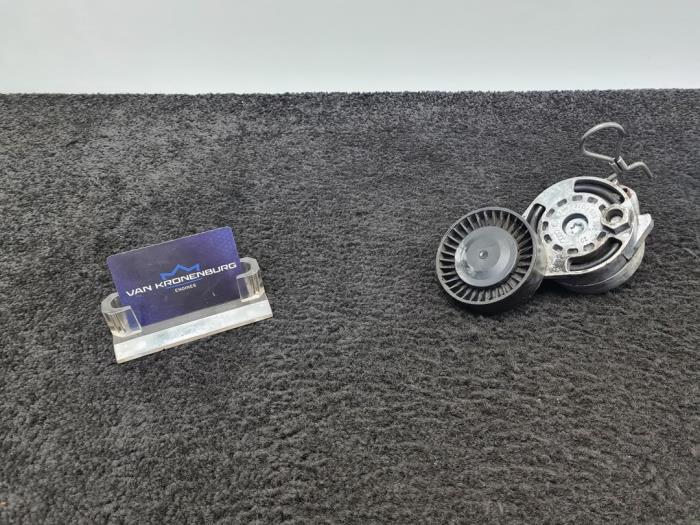 Usados Tensor correa múltiple Audi A6 (C6) 3.2 V6 24V FSI Precio € 25,00 IVA incluido ofrecido por Van Kronenburg Engines