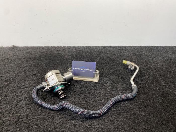 Bomba de gasolina mecánica de un Mercedes-Benz C (W205) C-200 2.0 CGI 16V 2018