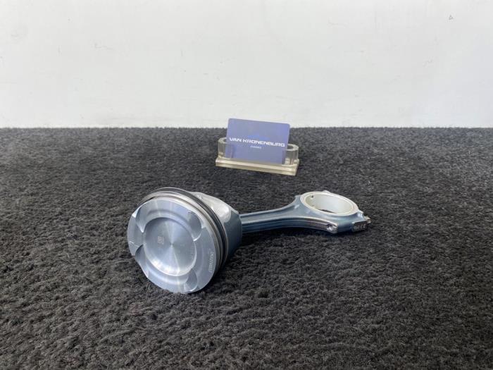 Nuevos Pistón Mercedes A (W176) 2.0 A-250 Turbo 16V Precio € 151,25 IVA incluido ofrecido por Van Kronenburg Engines