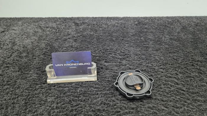 Ölkappe van een BMW M3 (E90) 4.0 V8 32V CRT 2011