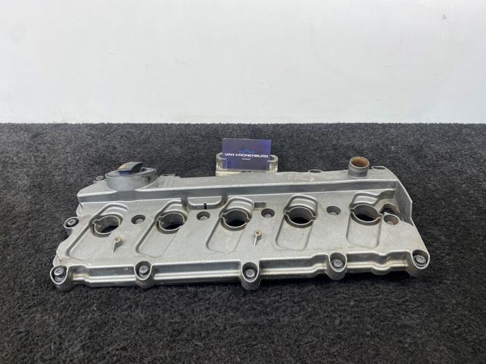 Usagé Couvercle soupapes Audi S6 (C6) 5.2 V10 40V Prix € 50,00 Prix TTC proposé par Van Kronenburg Engines