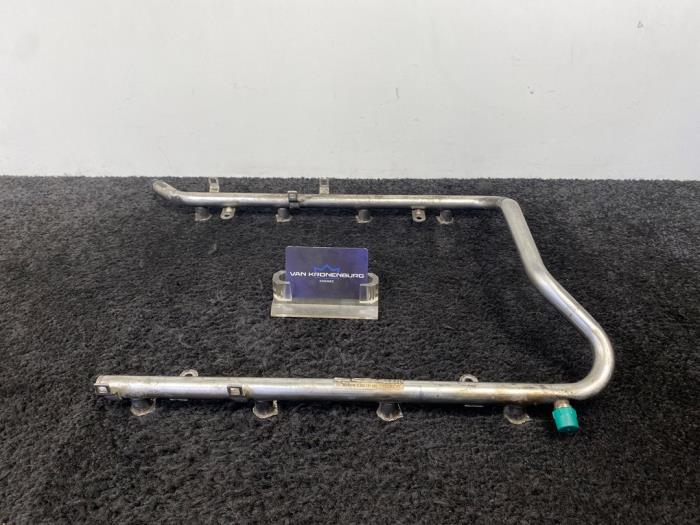 Usagé Système d'injection Mercedes CLK (C208) 4.3 430 V8 24V Prix € 45,00 Prix TTC proposé par Van Kronenburg Engines