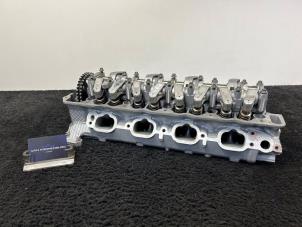 Usagé Tête de cylindre Mercedes SL (R129) 5.0 SL-500 V8 24V Prix € 299,95 Prix TTC proposé par Van Kronenburg Engines