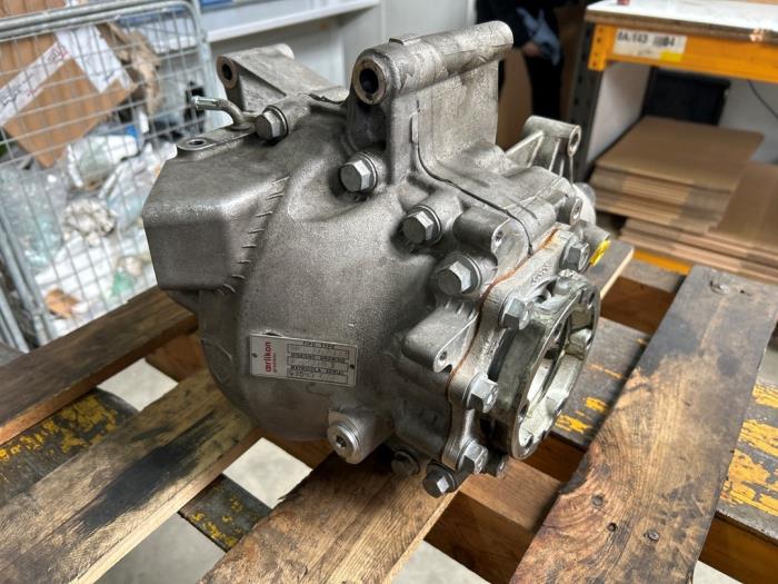 Gebrauchte Differential hinten Lamborghini Aventador 6.5 V12 48V LP 700-4 Preis € 1.999,95 Mit Mehrwertsteuer angeboten von Van Kronenburg Engines