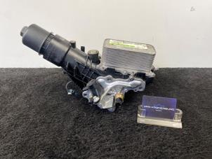 Usagé Boîtier filtre à huile Mercedes B (W247) 2.0 B-220d 4-Matic Prix € 125,01 Prix TTC proposé par Van Kronenburg Engines