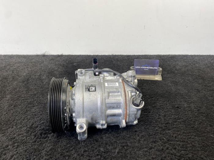 Usagé Compresseur de clim Audi A6 Allroad Quattro (C7) 3.0 V6 24V TFSI Prix € 220,00 Prix TTC proposé par Van Kronenburg Engines