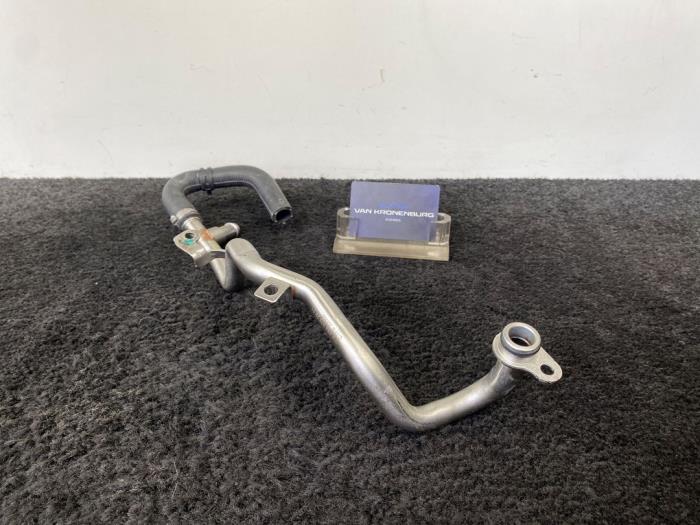 Begagnade Vattenrör Mercedes E (W213) E-220d 2.0 Turbo 16V 4-Matic Pris € 40,00 Inklusive moms erbjuds av Van Kronenburg Engines