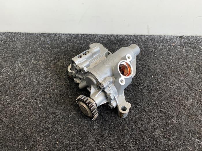 Nowe Pompa oleju Volkswagen Golf VII (AUA) 2.0 GTI 16V Cena € 150,00 Z VAT oferowane przez Van Kronenburg Engines