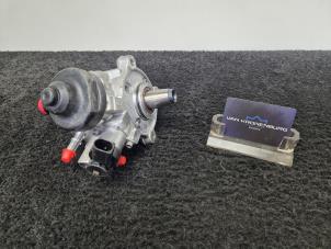 Usados Bomba de diésel Mini Clubman (F54) 2.0 Cooper D 16V Precio € 150,00 IVA incluido ofrecido por Van Kronenburg Engines