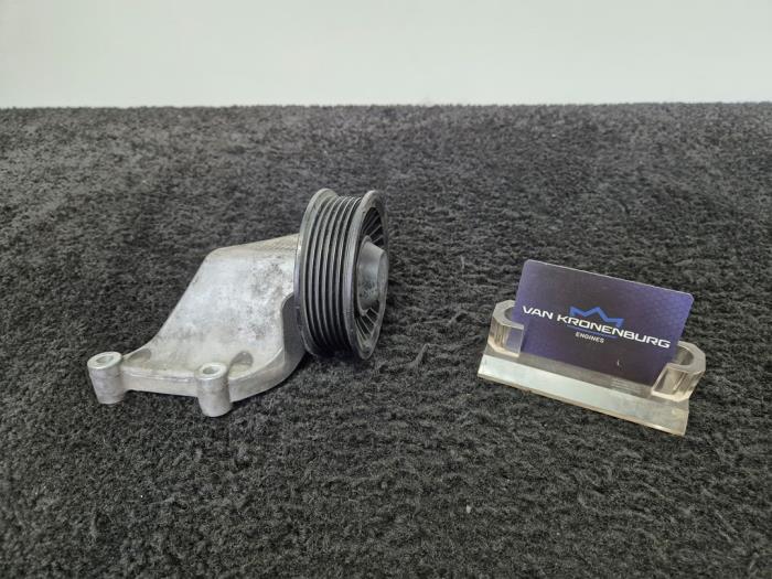 Usados Rodillo tensor correa múltiple Landrover Range Rover Sport (LS) 5.0 V8 32V Supercharged Precio € 35,01 IVA incluido ofrecido por Van Kronenburg Engines